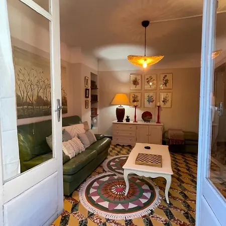 Casa de Férias Maison Petit Arago Avec Roof Terrace Et Parking Prive Carcassonne